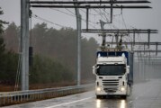 World’s First Electric Road For Charging EVs-Sweden