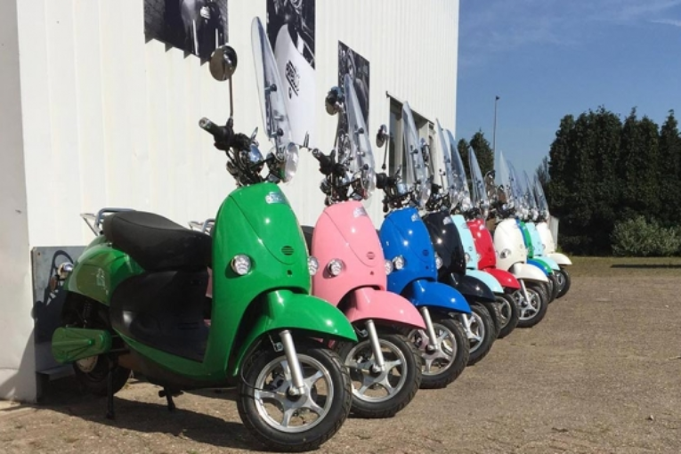 Electric Scooters in India Price List on December 2018