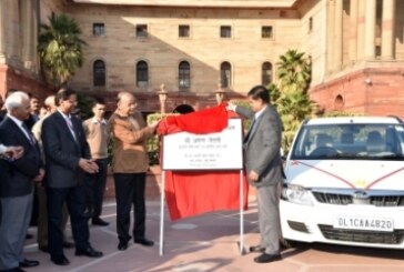 Finance Ministry, Government Of India Sign Up 15 Mahindra e-Verito Electric vehicles, Opens 28 Charging Points