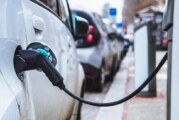 Good News For EV Makers, Govt Cuts Duty On EV!