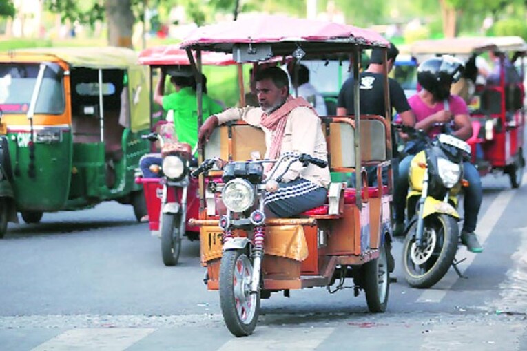 Top 10 e-rickshaw Manufacturers in India 2019