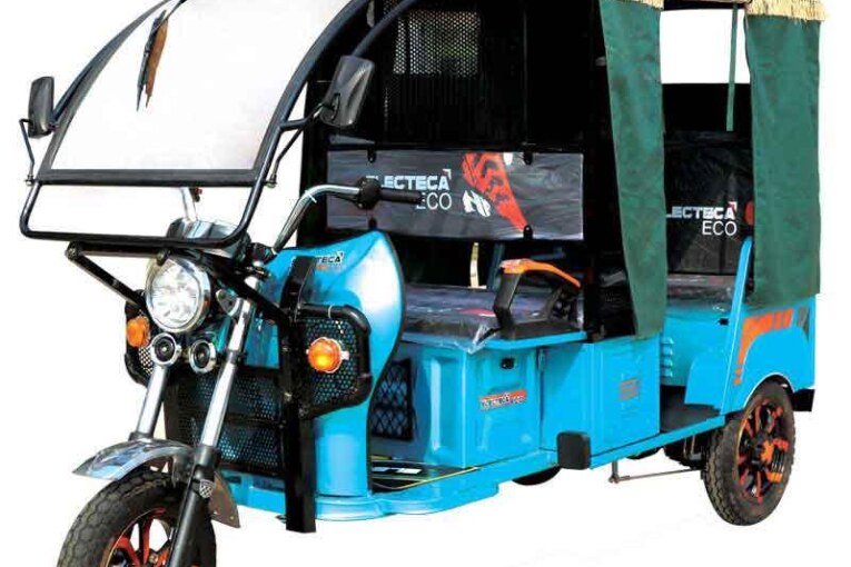 200 EV charging stations in Delhi & 4 lakh EVs in India, out of them half from UP & Delhi