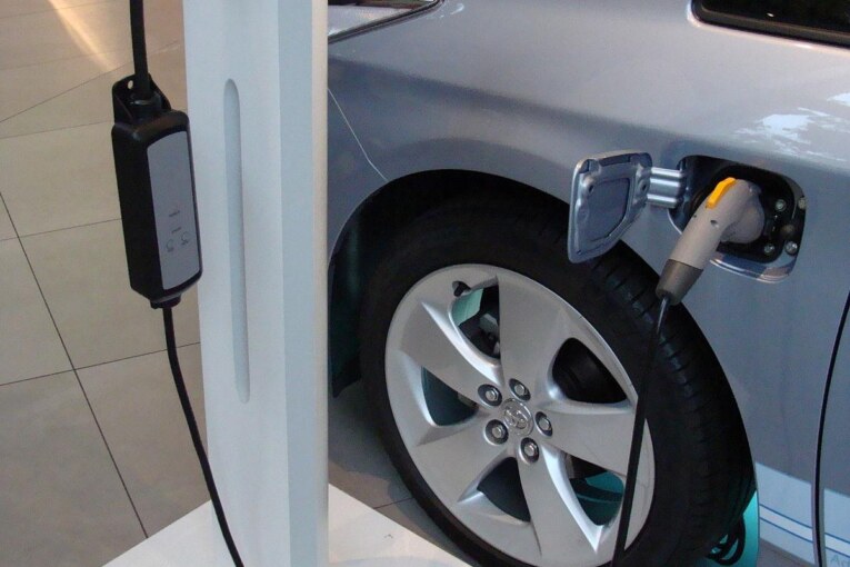 Soon Govt to announce Incentives for EV infrastructure