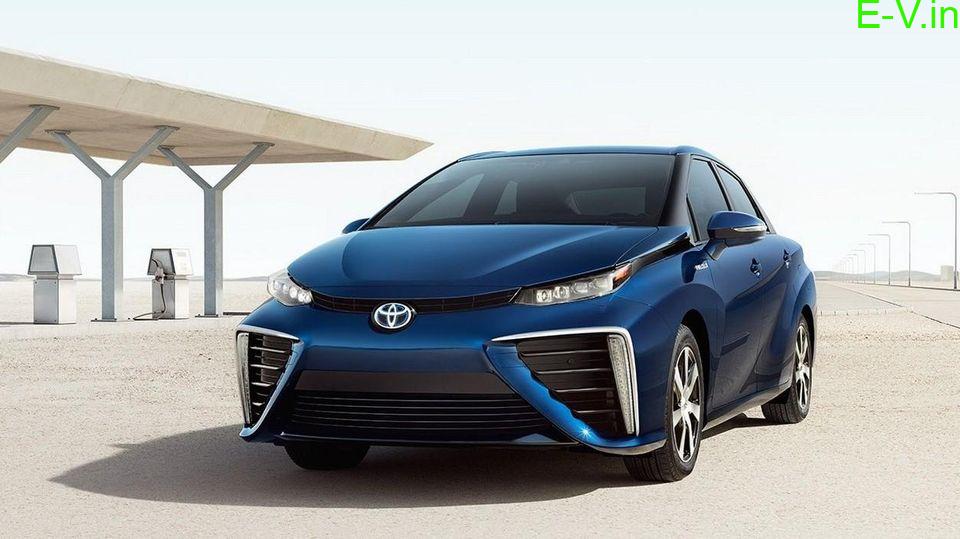 Toyota Mirai fuel cell electric car 