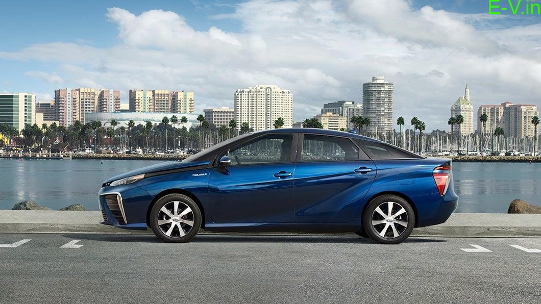 Toyota Mirai fuel cell electric car 