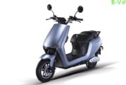 Electric scooters comparisons-Bajaj Chetak & BGauss B8