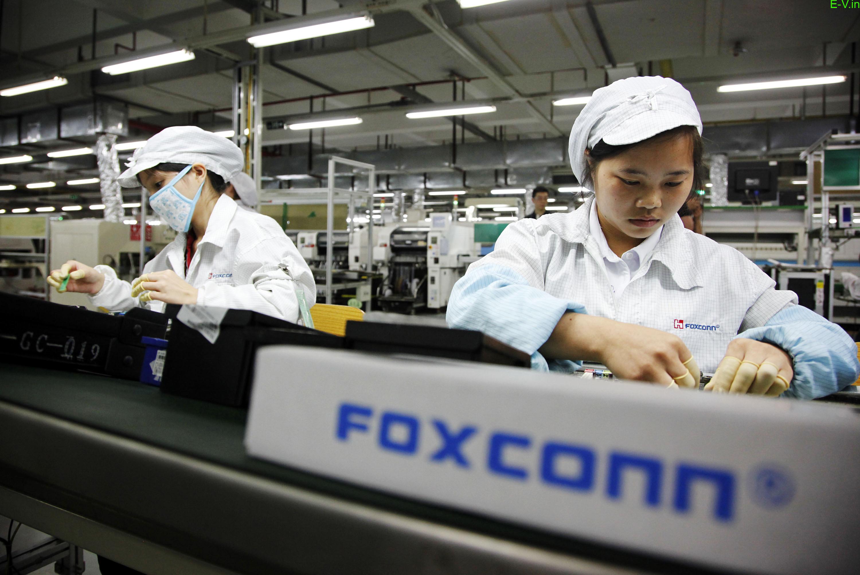 Foxconn tied up with Thailand's PTT