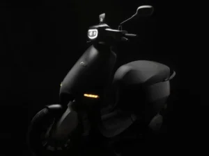 Ola_electric_scooter_black
