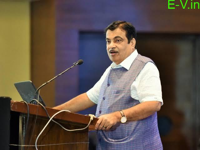 Driverless cars won’t come to India, says Nitin Gadkari