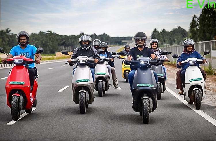 Retail sales of electric two-wheelers soar past 91,000 units in November