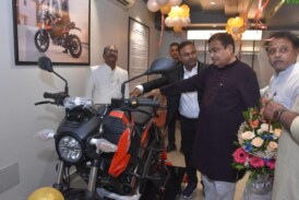 Hon’ble Union Minister Nitin Gadkari Inaugurates Oben Electric’s 75th Showroom in Nagpur